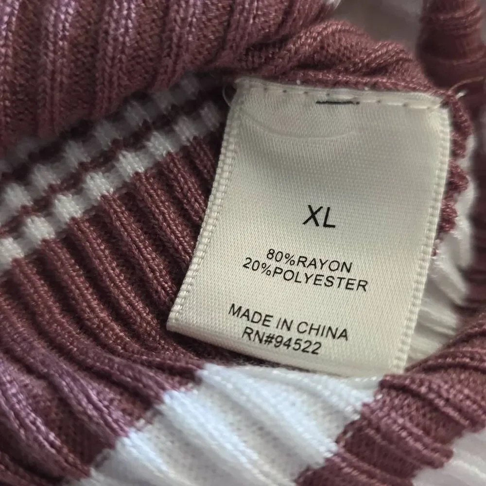 Closet Space Women's Size XL Mauve White Striped Ribbed Scoop Neck Knit Top